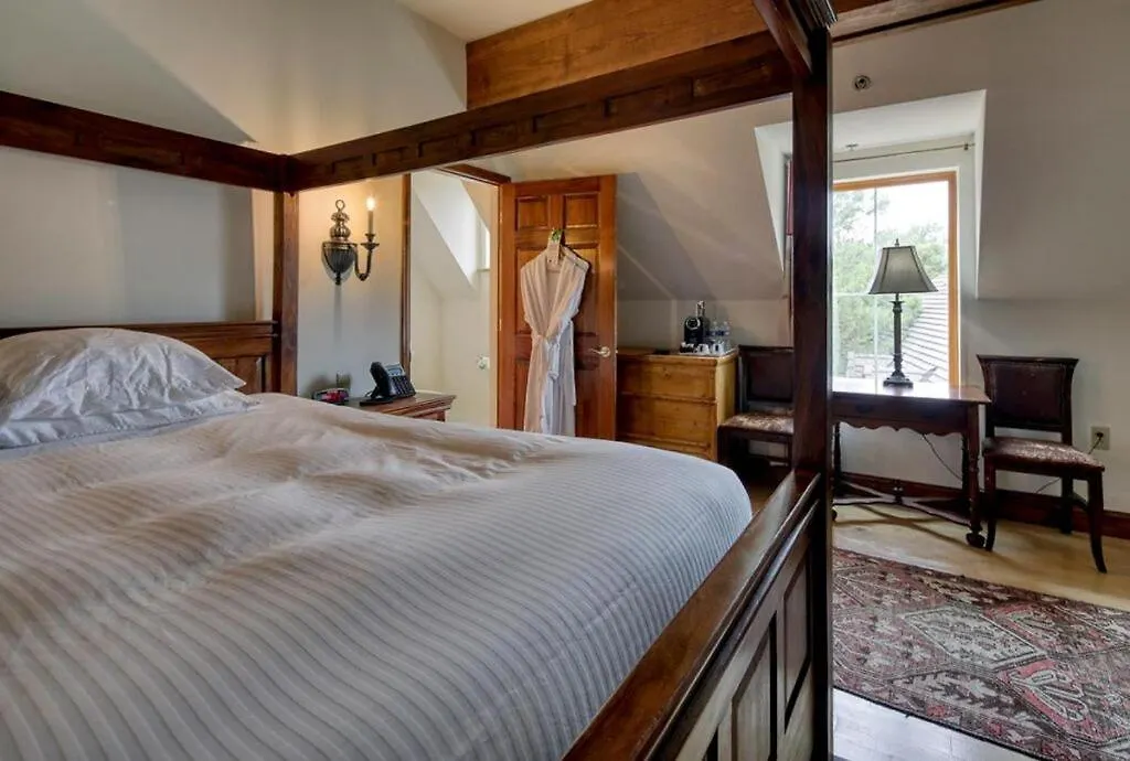 Wedmore Place Williamsburg