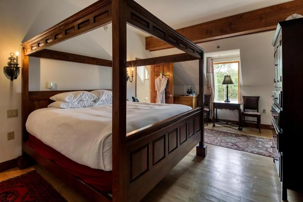 Wedmore Place Williamsburg Hotel