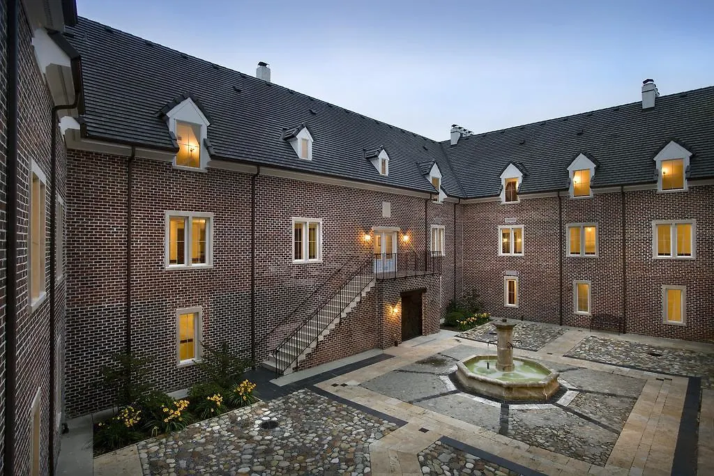 Wedmore Place Williamsburg